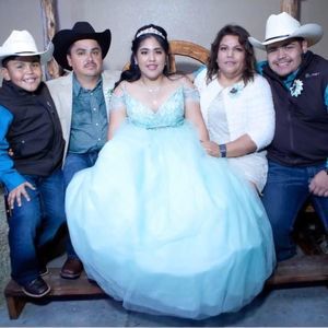 Meet your Posher, Edgar jose